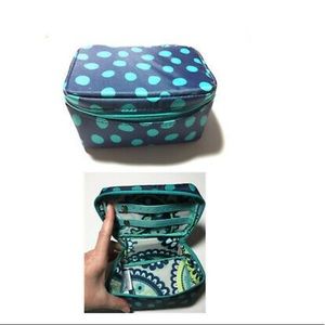 Thirty one jewelry case